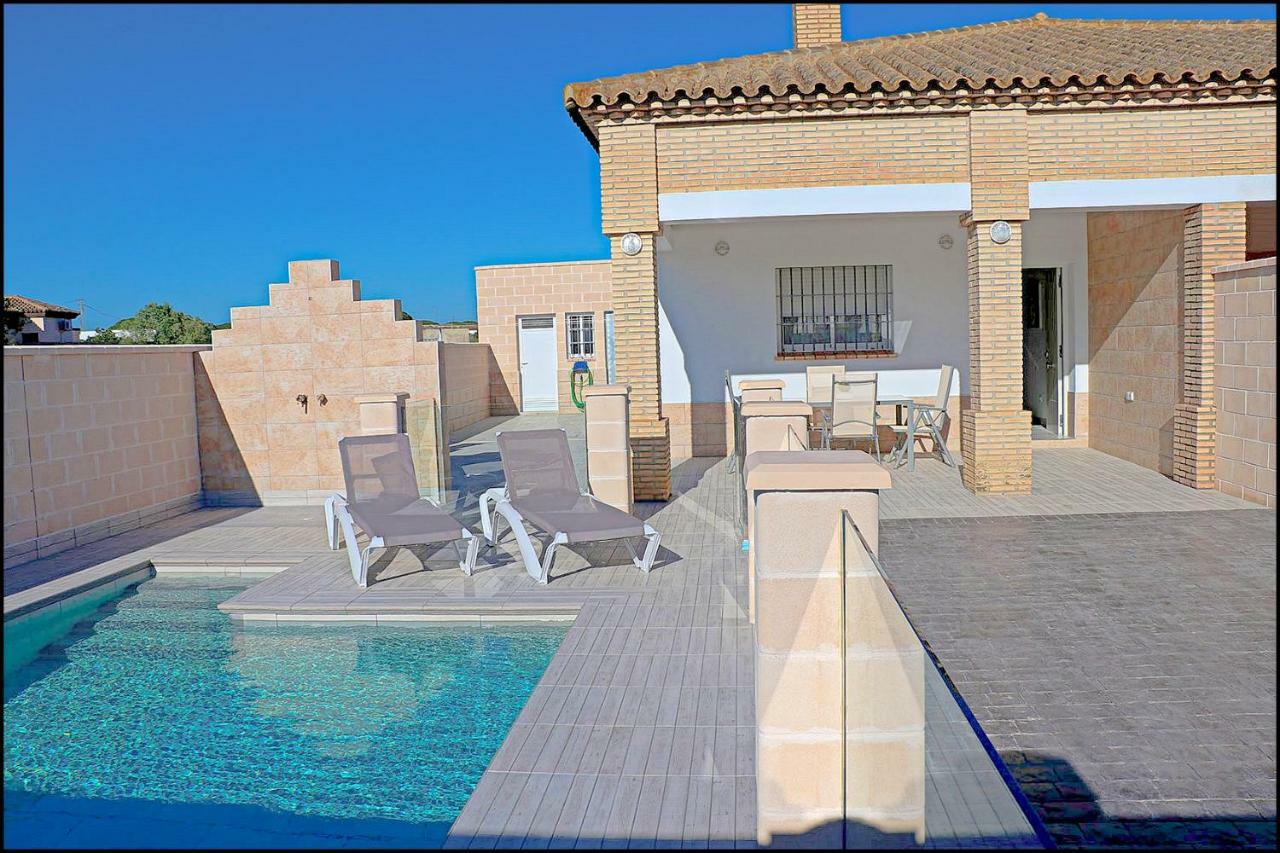 Chalet Penuelas Con Piscina Conil De La Frontera Exterior foto